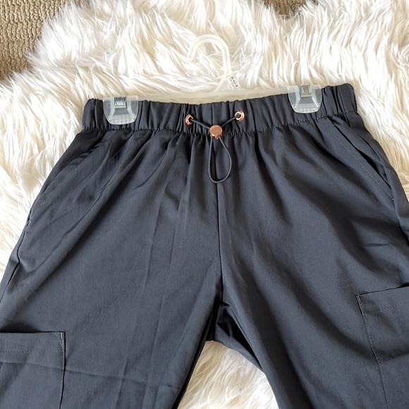 Grey/navy cargo style joggers size XS - Picture 2 of 3